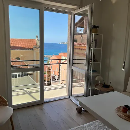 Riviera Feeling - *
